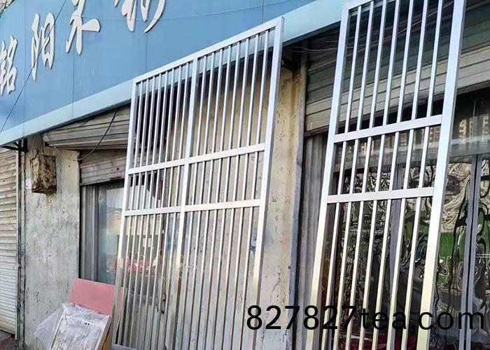  不(bu)鏽(xiu)鋼屏風-MY006  